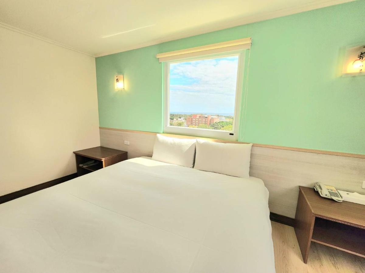 Apple Hotel Taitung Exterior photo