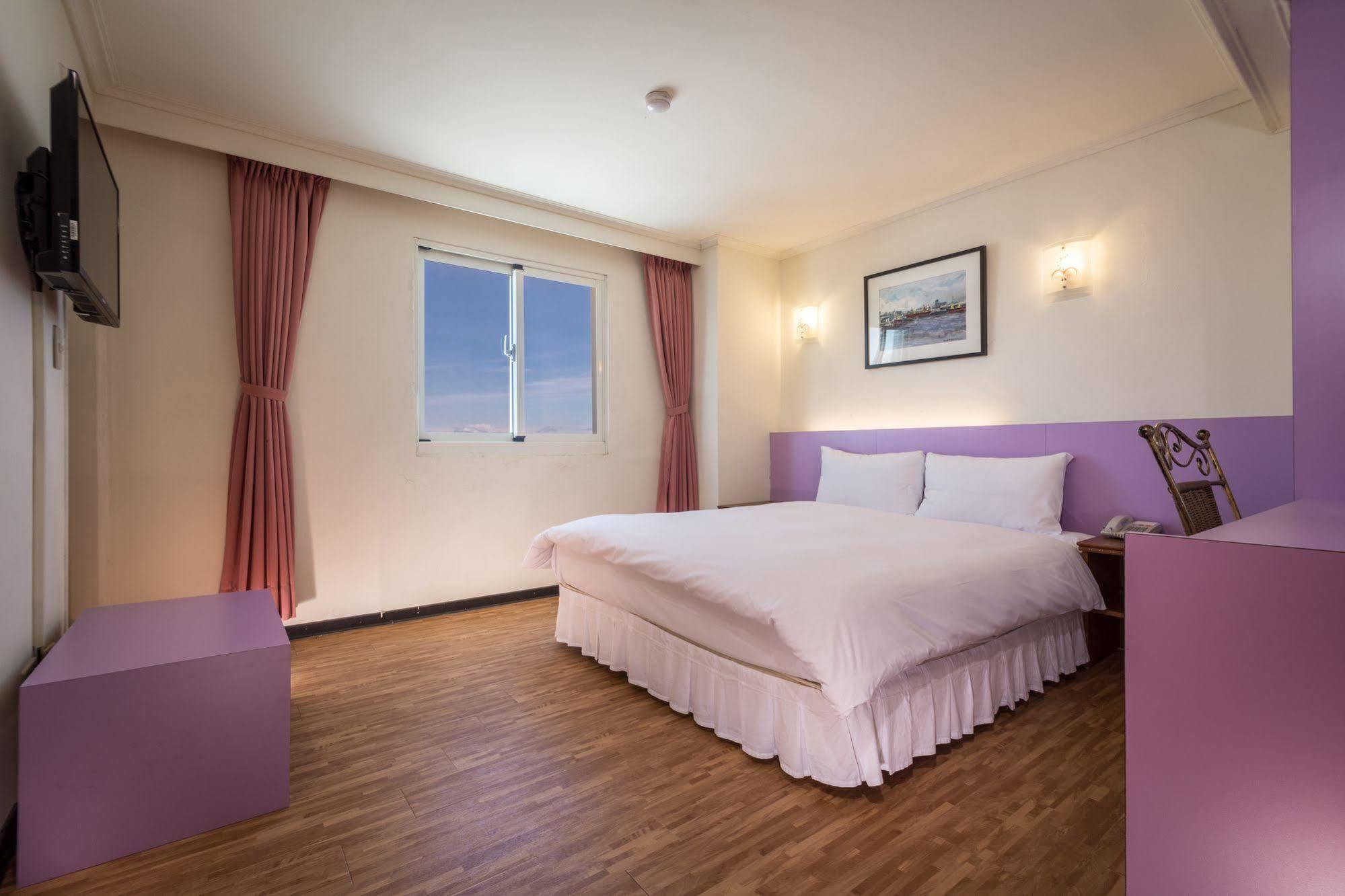 Apple Hotel Taitung Exterior photo